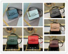 Picture of Valentino Lady Handbags _SKUfw129868963fw